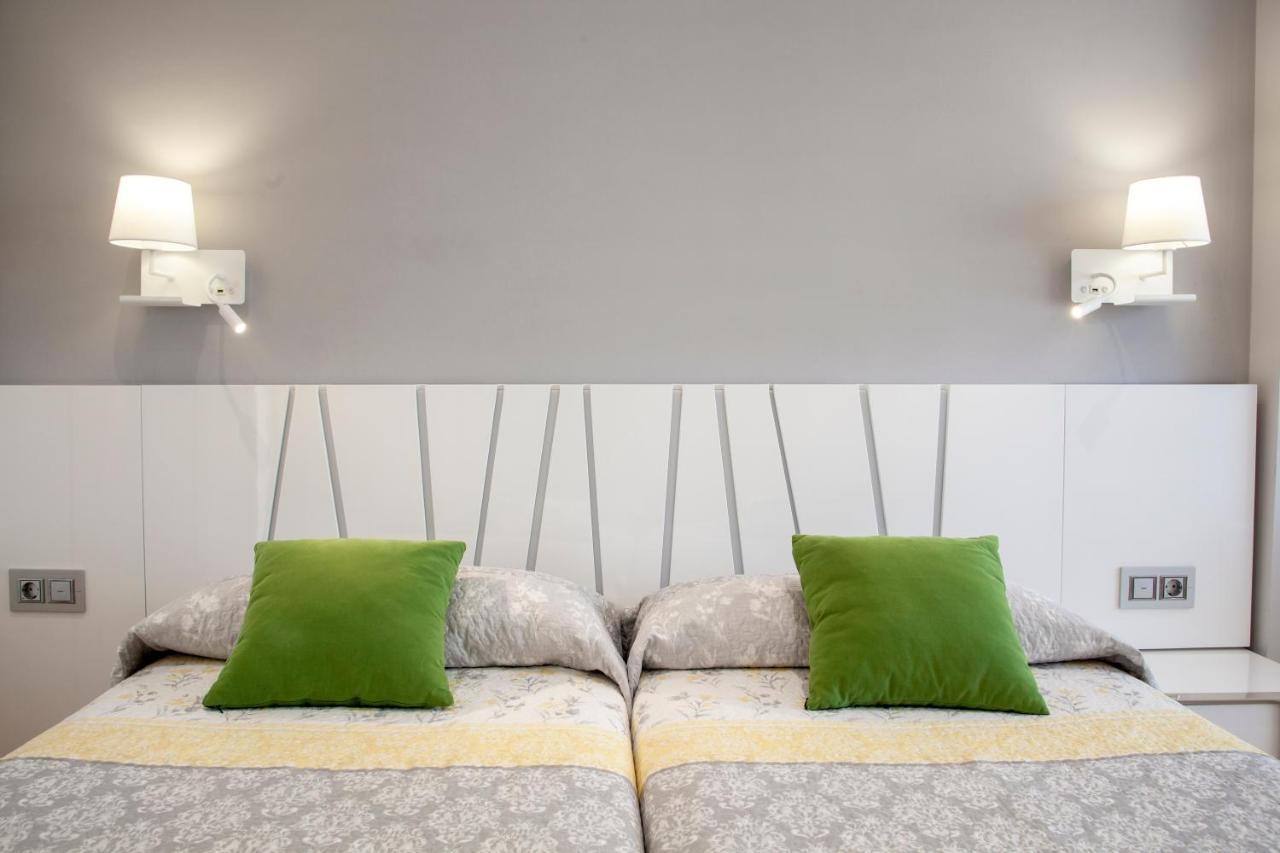 Apartamento Burgo Nuevo Atico De Lujo En Pleno Centro Con Terraza Y Vistas - Leonapartamentos Leão