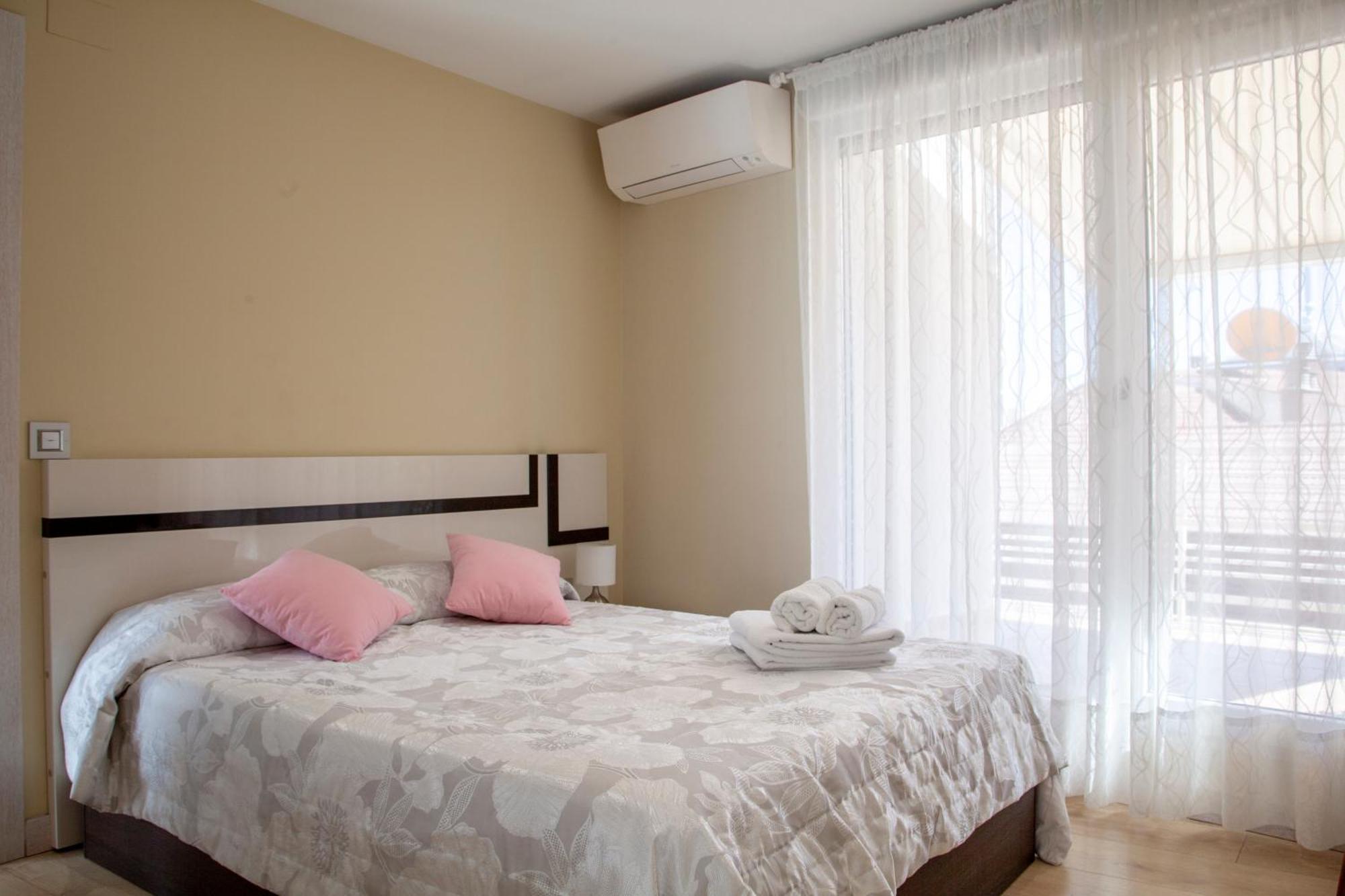 Burgo Nuevo Atico De Lujo En Pleno Centro Con Terraza Y Vistas - Leonapartamentos Leão